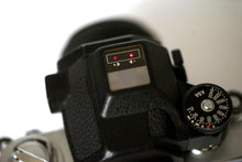 將圖片載入圖庫檢視器 Nikon F2 with 35mm F2.8 Lens
