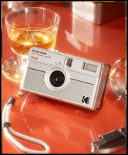 將圖片載入圖庫檢視器 Kodak Ektar H35N Half Frame Camera
